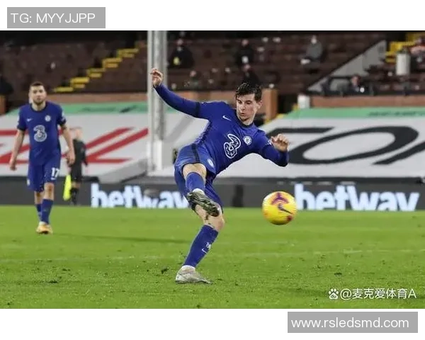 德甲精彩对决AC米兰逆转利物浦乌龙球引发全场狂欢与转会热议