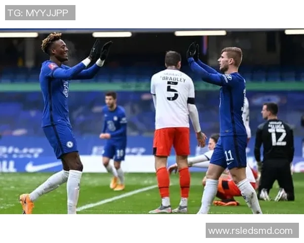 热刺逆转里昂获足总杯胜利球员帽子戏法点燃全场激情