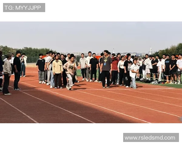 西安滑板队的个人能力提升与团队协作的热议探讨