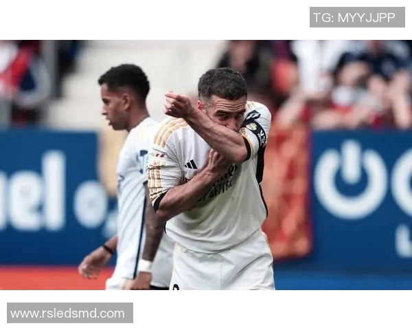 足总杯决赛：皇马狂胜曼联五球大捷引发热议与反思