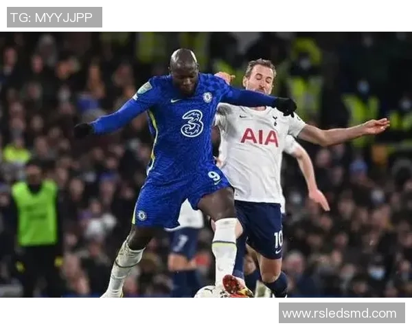 友谊赛平局拜仁与波尔图互交白卷转会传闻引发球迷热议