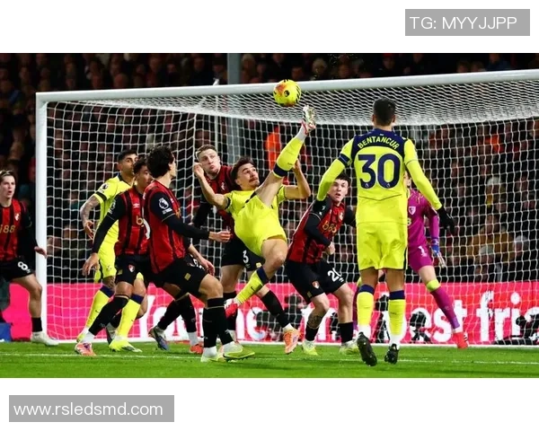 友谊赛惊现冷门里昂大胜阿森纳6比2补时进球引爆全场激情 友谊赛惊现冷门里昂大胜阿森纳6比2补时进球引爆全场激情