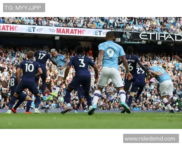 德甲惊现大冷门阿森纳狂胜利物浦五球引发全场震动 德甲惊现大冷门阿森纳狂胜利物浦五球引发全场震动