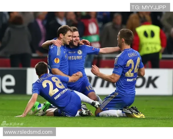 欧联杯精彩对决里昂与本菲卡战成平局绝杀瞬间引发全场狂欢与转会传闻 欧联杯精彩对决里昂与本菲卡战成平局绝杀瞬间引发全场狂欢与转会传闻