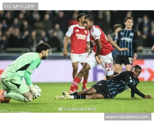 足总杯惊心动魄阿森纳逆转巴黎圣日耳曼绝杀引发争议判罚热议 足总杯惊心动魄阿森纳逆转巴黎圣日耳曼绝杀引发争议判罚热议