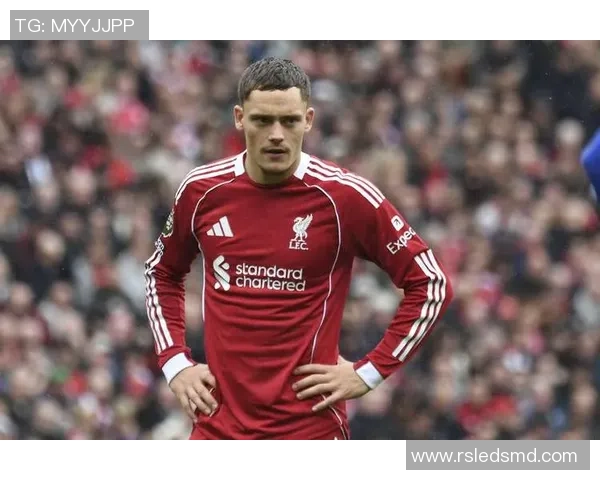 友谊赛激战:利物浦险胜拜仁红牌事件引发全场热议 友谊赛激战:利物浦险胜拜仁红牌事件引发全场热议